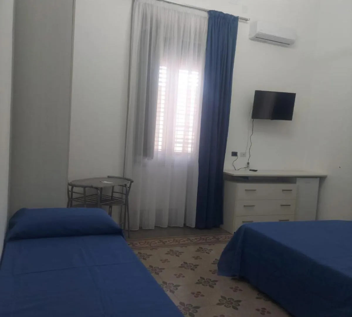 Guest House Lamphotel Militello Palermo 0*,